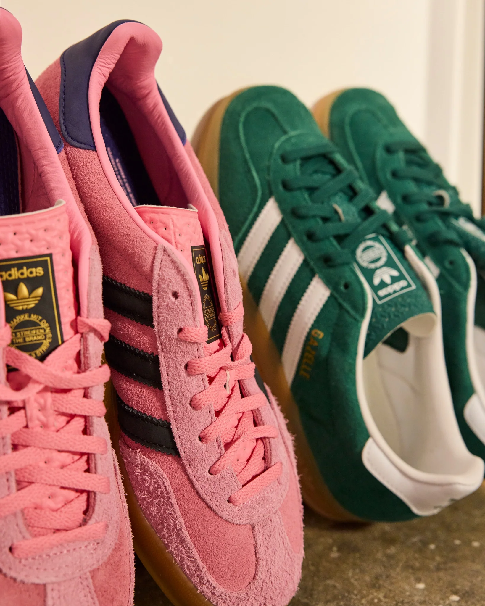 Gazelle Indoor Pink Black suede - Image 3