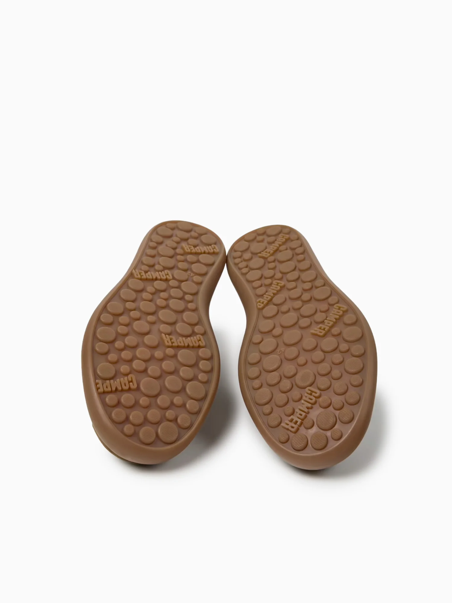 Pelotas Soller Miel Suede - Image 4