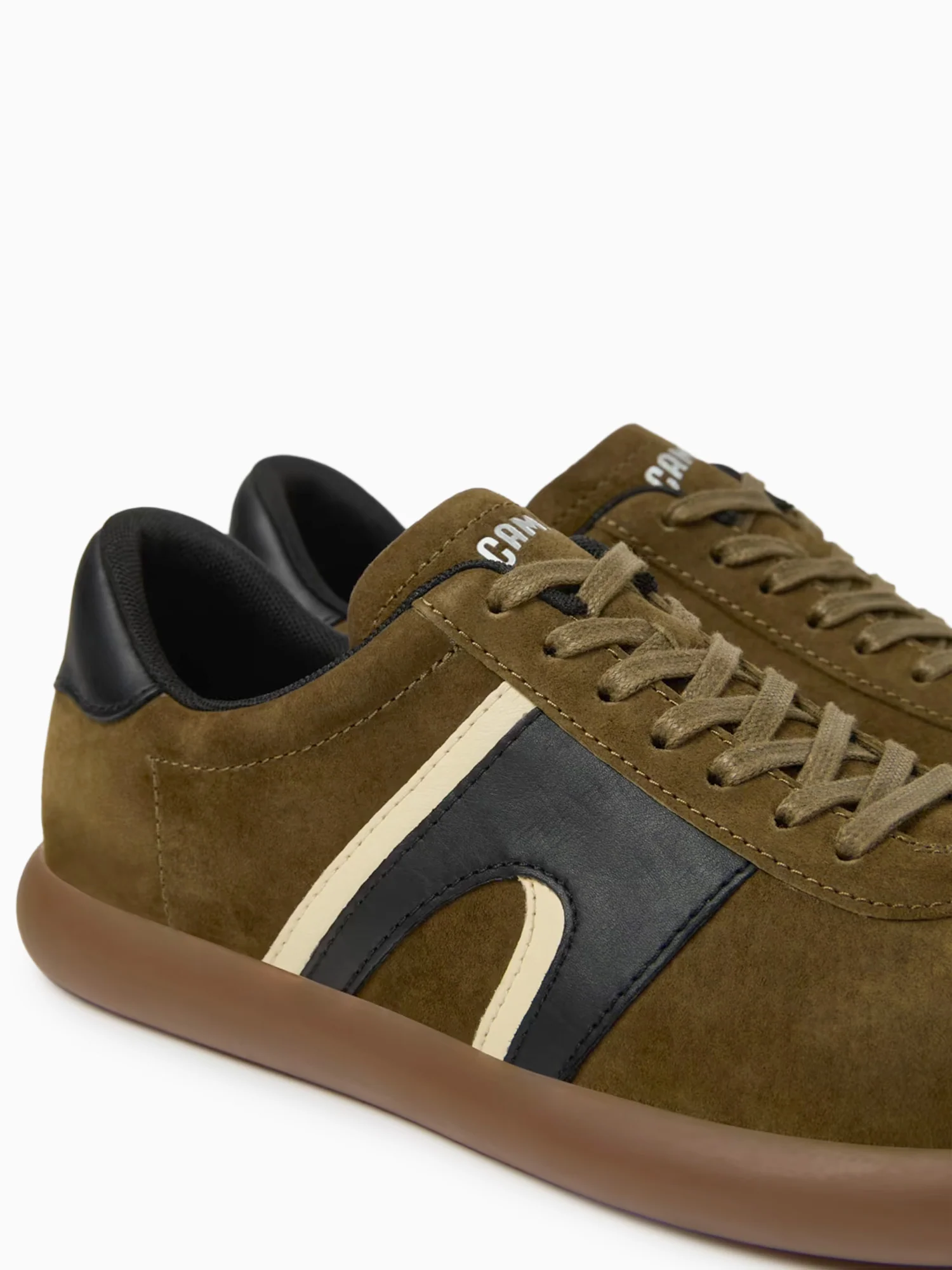 Pelotas Soller Miel Suede - Image 5