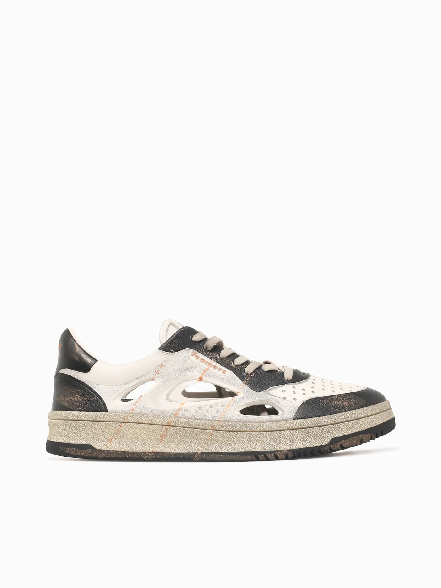 F6 F6 011 Off White Black eva
