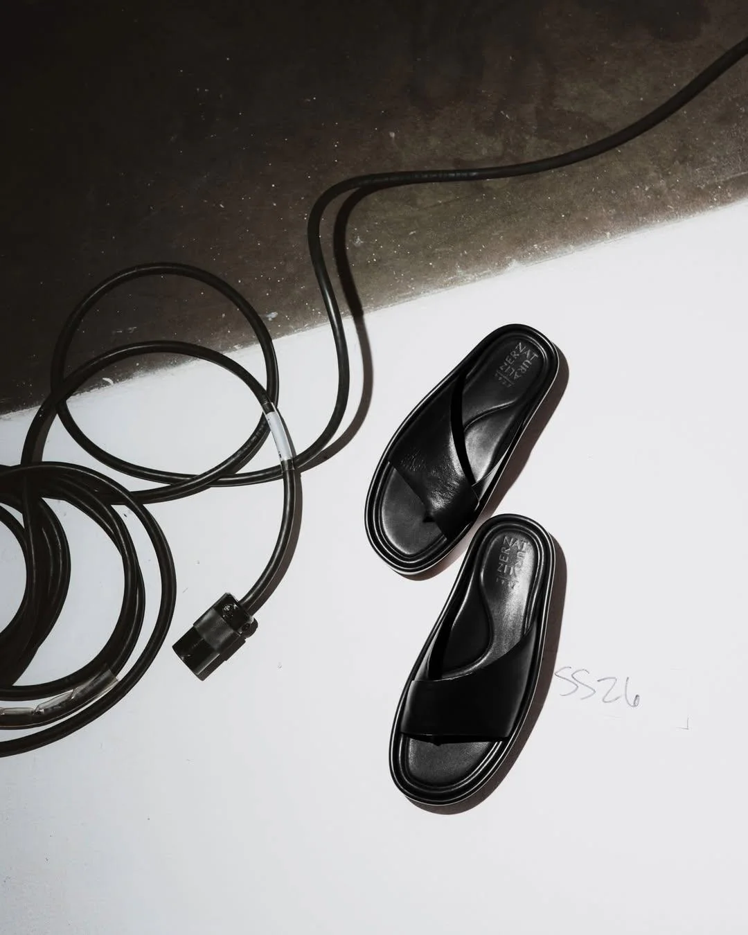 Sofly Black Leather - Image 3