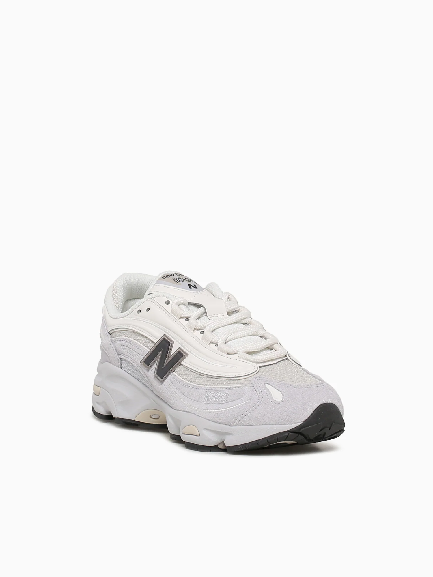 1000 Pearl Grey Suede Mesh - Image 2