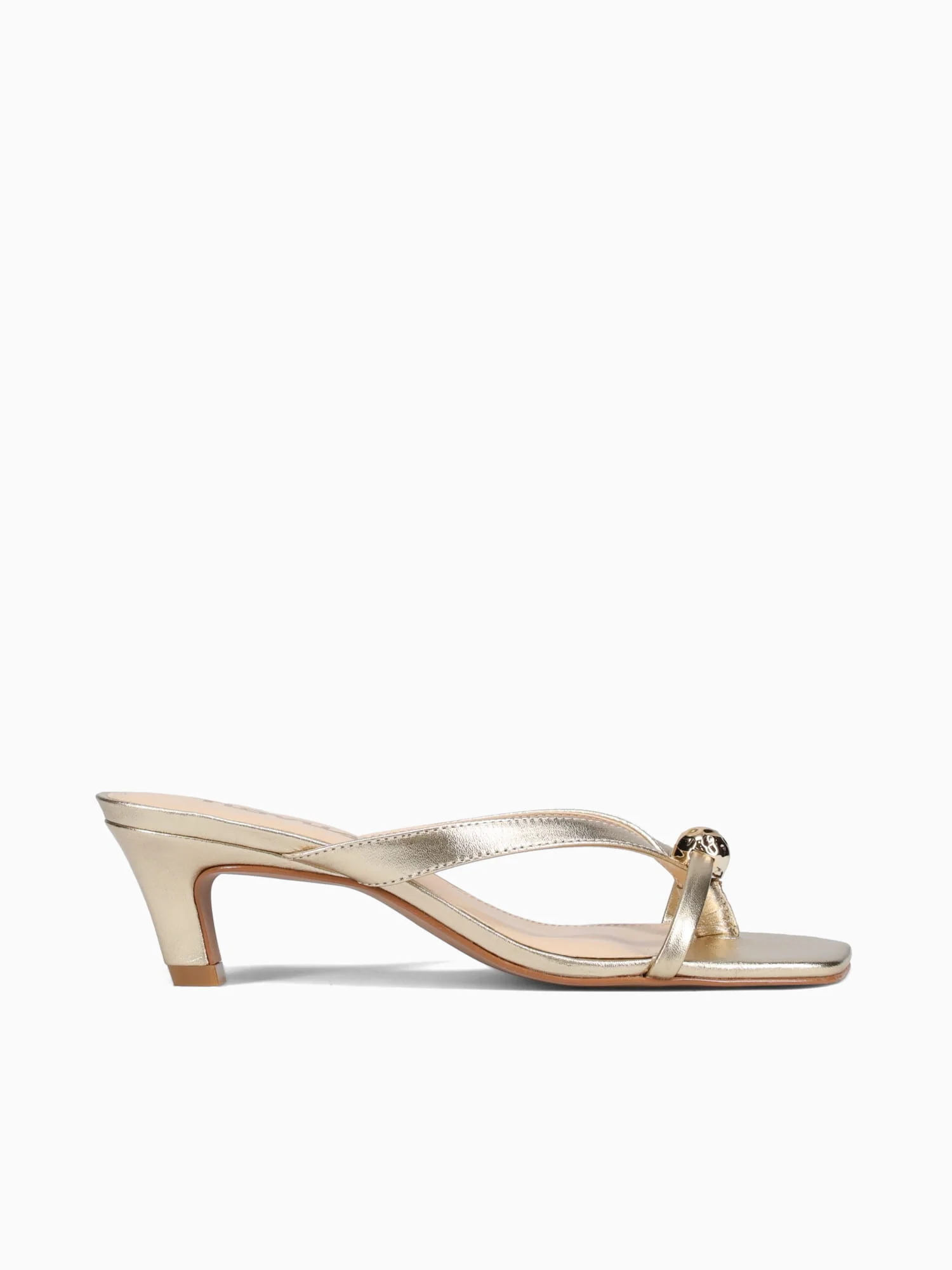 Nayara Platinum Metallic