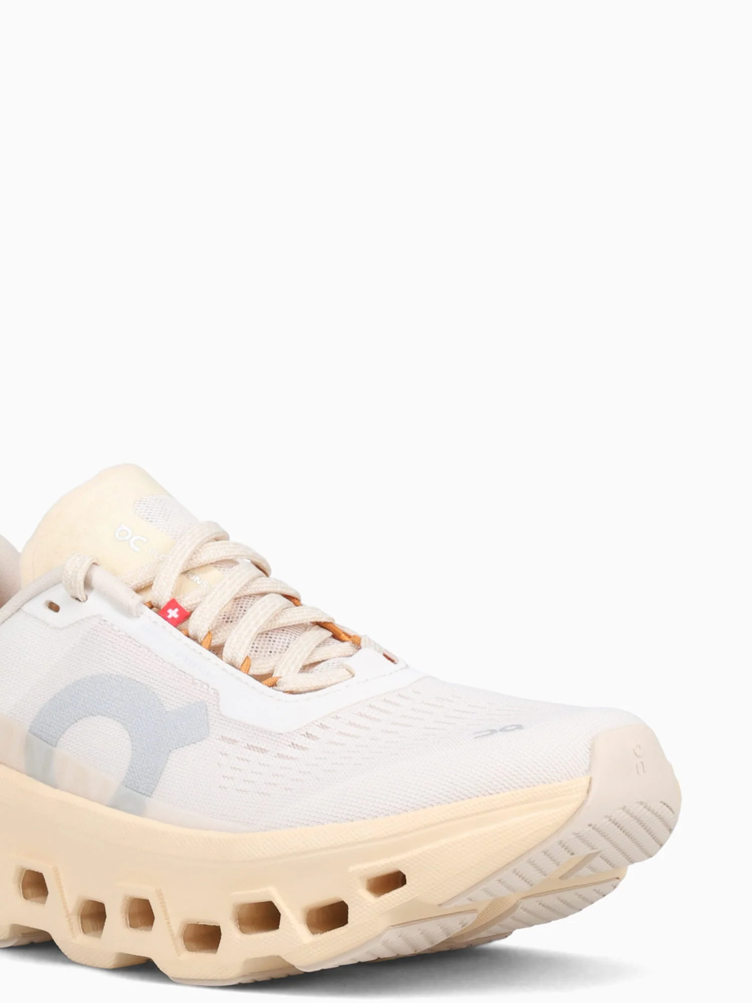 Cloudmonster Dew Blonde mesh - Image 7