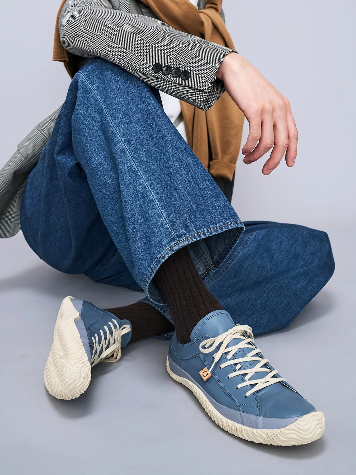 Iconic Grey Blue  Leather - Image 6