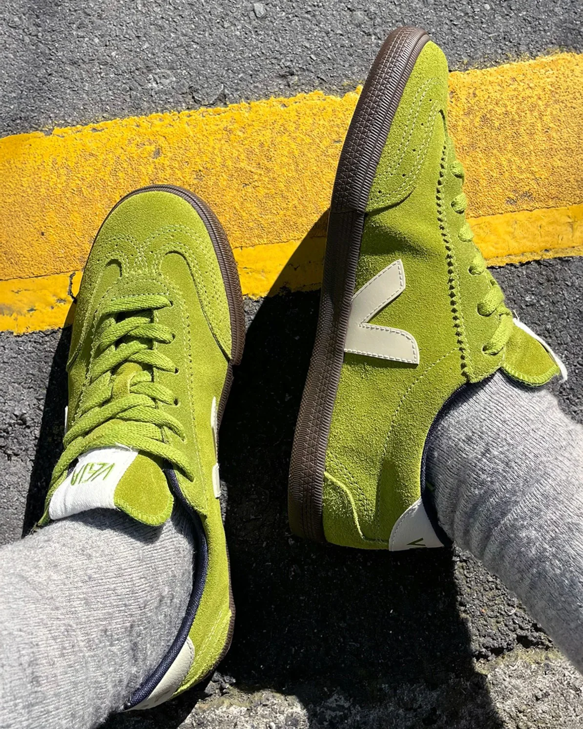 Volley Green Pierre Suede - Image 3
